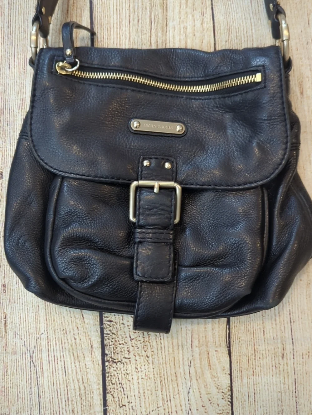 Michael Kors Y2K Black Leather Crossbody Bag - Picture 3 of 11